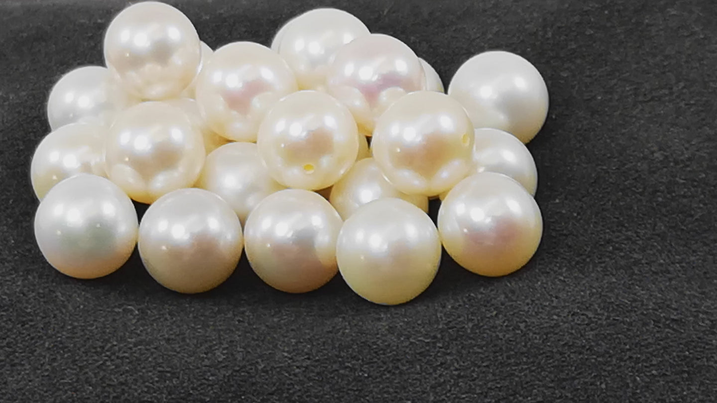 White High Quality Round Pearls (One Pearl)