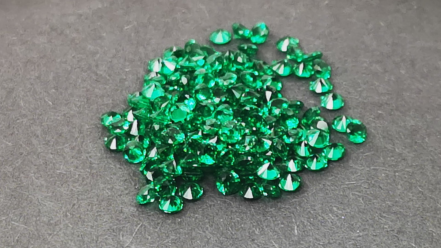 Green Round Faceted Brilliant Full Cut Nano Stones